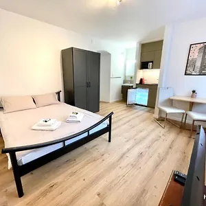  Apartment Heart Of Modern Hg14